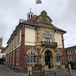 Marlborough Town Council - Beautiful town center