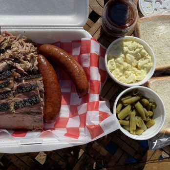 BBQLIFE - Barbeque Near Me - San Antonio, Texas