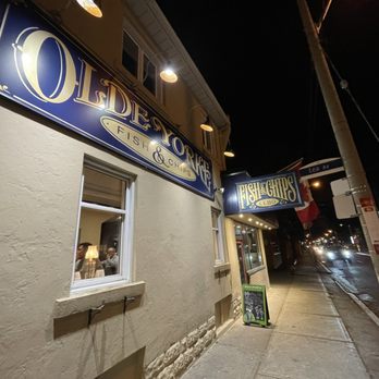 Olde Yorke - Seafood Near Me - East York, Ontario