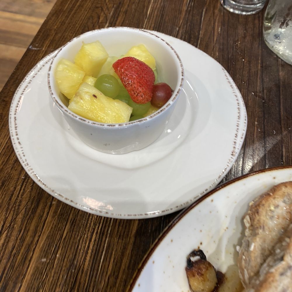 First Watch - Fruit cup - Cafes Near Me - Hampton, Virginia