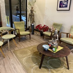 In Sook Lee, Phd - Waiting area, always neat and clean.