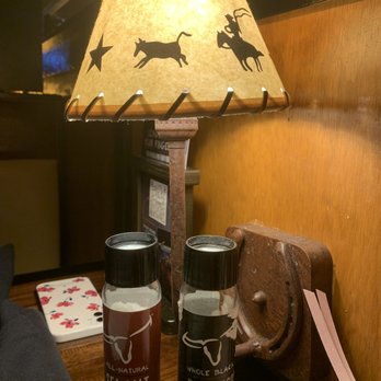 LongHorn Steakhouse - Table Decor - Steakhouses Near Me - Germantown, Maryland LongHorn Steakhouse - Table Decor - Steakhouses Near Me - Germantown, Maryland