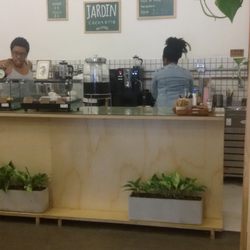 Jardin Plantas e Flores - Tem pipoca? Tem sim.