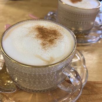 Angie's Café & Bakery - Café con leche - Bakeries Near Me - Metuchen, New Jersey