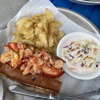 Sam's Chowder House - Lobster roll - Seafood Near Me - Half Moon Bay, California Sam's Chowder House - Lobster roll - Seafood Near Me - Half Moon Bay, California