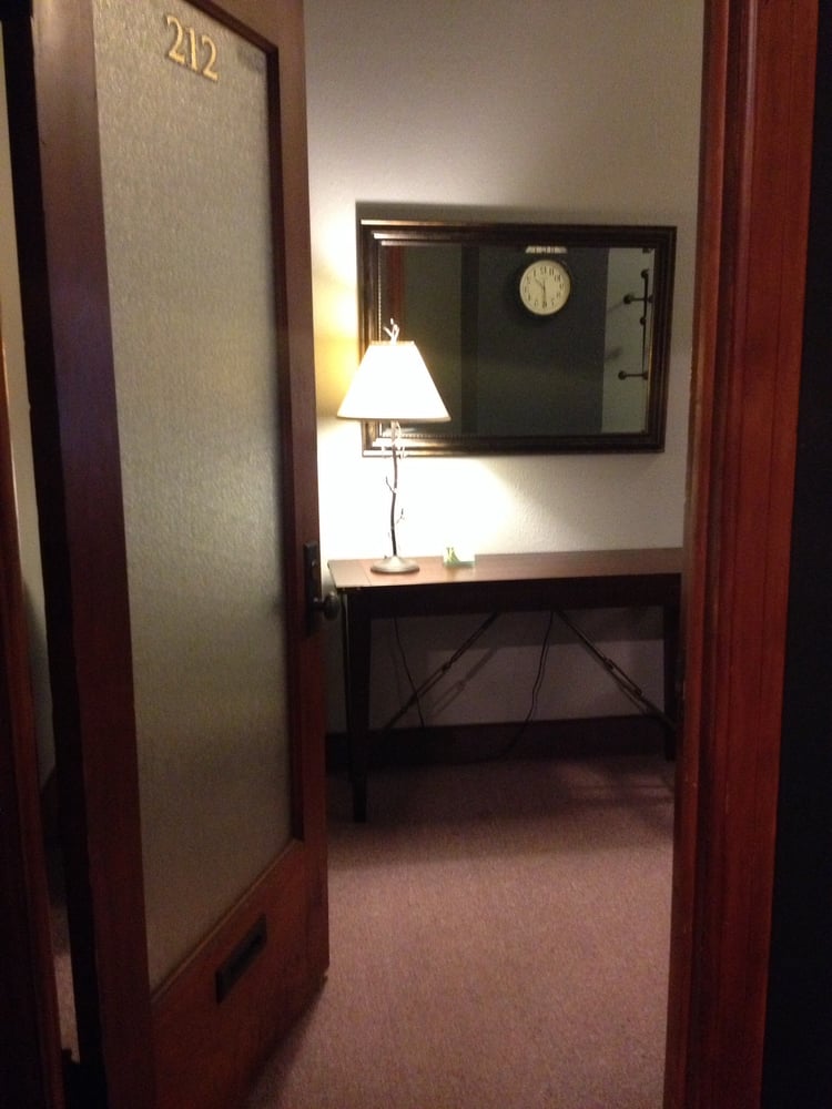 RENEWED MENTAL HEALTH Updated October 2024 1530 S Main St, Joplin