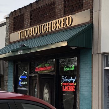 Thoroughbred Restaurant - So you can recognize the restaurant from the outside - American Near Me - Lexington, Kentucky Thoroughbred Restaurant - So you can recognize the restaurant from the outside - American Near Me - Lexington, Kentucky