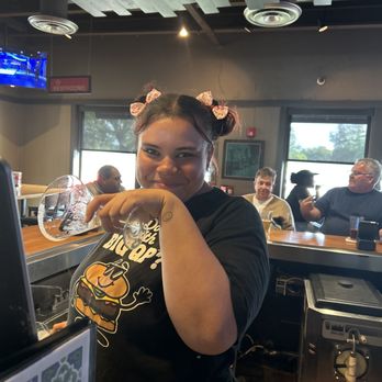 Chili's - This is Brittany. Very nice young lady doing her job, well. - American Near Me - Hinesville, Georgia