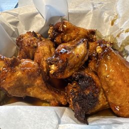 Hot honey garlic wings Hot honey garlic wings