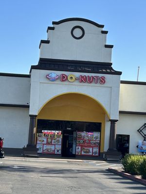 World's Fare Donuts by null