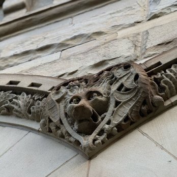 Trumbull County - Gargoyle! (dragon?) - Courthouses Near Me - Warren, Ohio