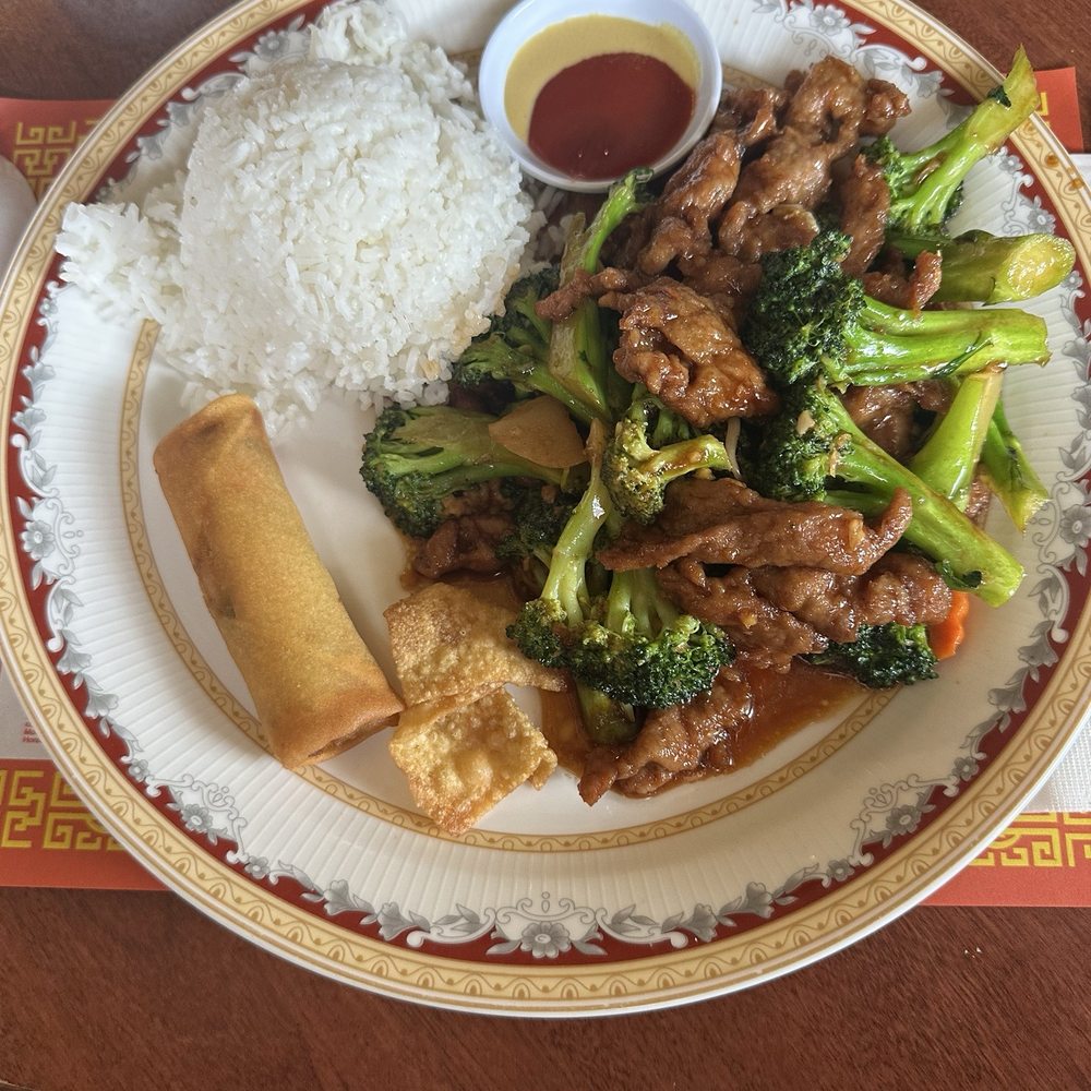 Chester's Asia Restaurant - Beef with Broccoli - Chinese Near Me - Camarillo, California
