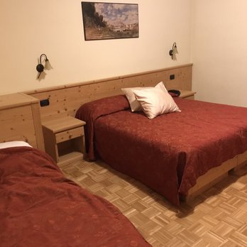 Hotel Canada' - Hotels & Travel Near Me - Pinzolo, Tennessee Hotel Canada' - Hotels & Travel Near Me - Pinzolo, Tennessee