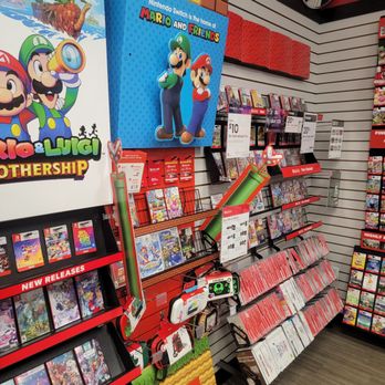 GameStop - Electronics Near Me - Vista, California
