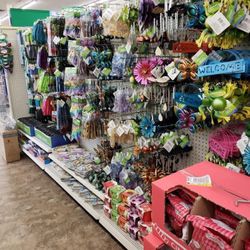 Dollar Tree - Lawn & Garden