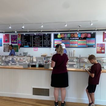 Mad Martha's Ice Cream - two people standing at a counter - Ice Cream & Frozen Yogurt Near Me - Edgartown, Massachusetts