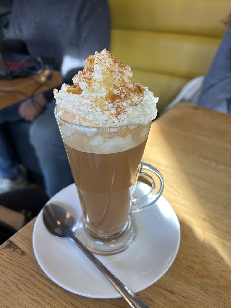 KOFFEE AND KALE Updated October 2024 11 Photos & 10 Reviews 21B