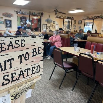 Mountain Quail Cafe - Dining room - American Near Me - Quartzsite, Arizona Mountain Quail Cafe - Dining room - American Near Me - Quartzsite, Arizona