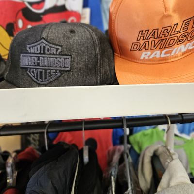 Santa Fe Springs Swap Meet by null