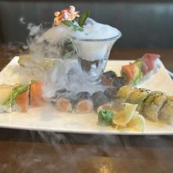 Yamato Steak House Japan - Rainbow Roll and salmon roll