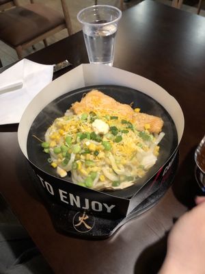 Sizzling House&Noodle by null