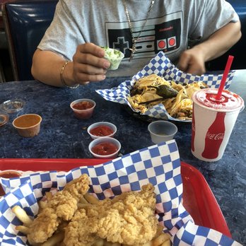 Legends Classic Diner - Asada tacos and chicken strips - American Near Me - Glendora, California