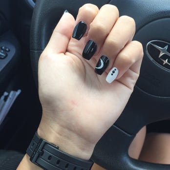 Golden Nails - Nail Salons Near Me - Honolulu, Hawaii