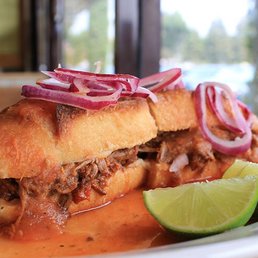 Torta Ahogada De Barbacoa