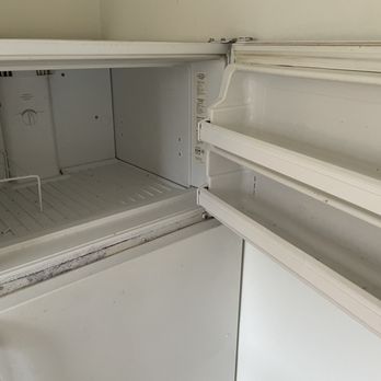 Clean Hand - Before cleaning - fridge - Home Cleaning Near Me Clean Hand - Before cleaning - fridge - Home Cleaning Near Me