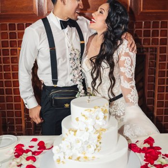 FunLovinCamera - Cake cutting - Event Photography Near Me - Glendale, California