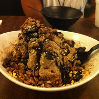 Boiling Point - Chocolate snow flakes - Taiwanese Near Me - Gardena, California Boiling Point - Chocolate snow flakes - Taiwanese Near Me - Gardena, California