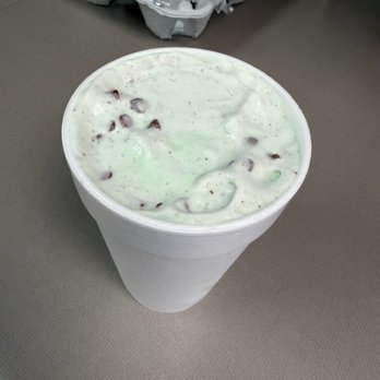 Fenderz Drive In - Diners Near Me - Collinsville, Virginia