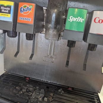Tres Potrillos - Mold and filthy soda and ice machine . - Mexican Near Me - Sunnyvale, California