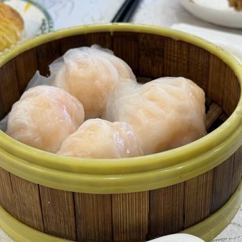 Golden Lake Pavilion - Dim Sum Near Me - Flushing, New York Golden Lake Pavilion - Dim Sum Near Me - Flushing, New York