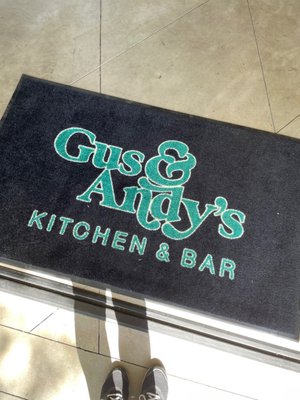 Gus & Andy's Kitchen & Bar by null