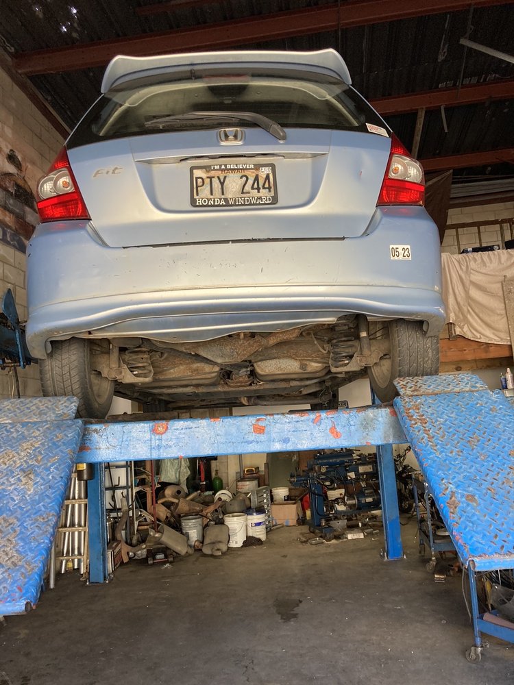 Windward Muffler & Auto Repair, Kailua Roadtrippers