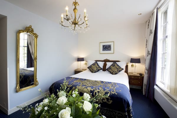 Ambassade Hotel by null