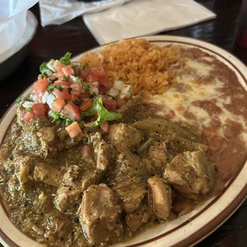 Los Reyes Bar and Grill - Mexican Near Me - Wildomar, California