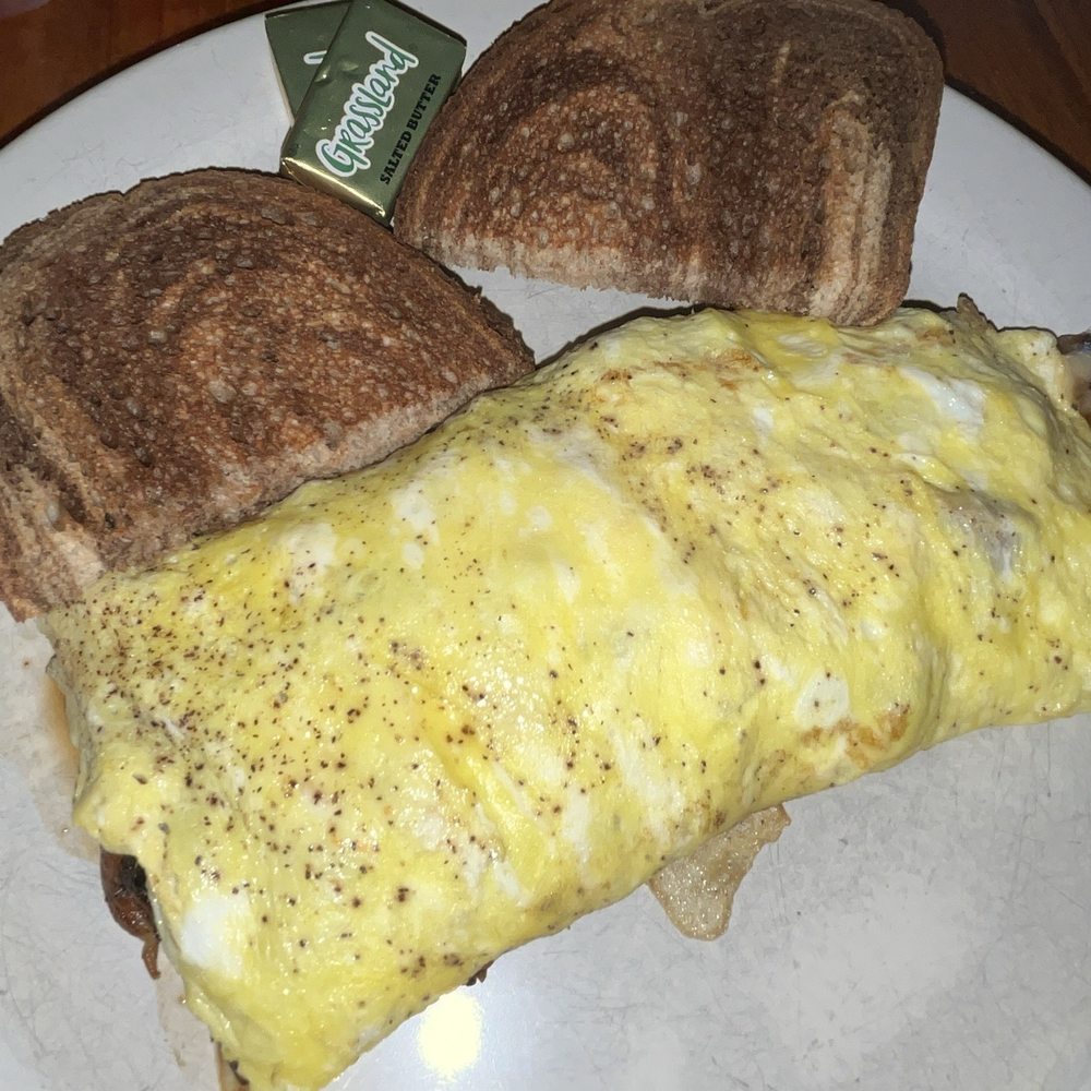 Java Bay - Breakfast & Brunch Near Me - Marquette, Michigan