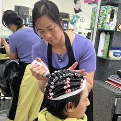 Maggie's Beauty Salon