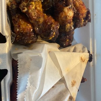 R&R Extreme Wings - Parmesan garlic and sweet heat wings - Chicken Wings Near Me - Indianapolis, Indiana R&R Extreme Wings - Parmesan garlic and sweet heat wings - Chicken Wings Near Me - Indianapolis, Indiana