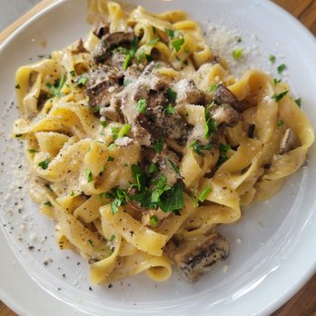 Forma Pasta Factory - Fettuccine Funghi - Pasta Shops Near Me - Brooklyn, New York