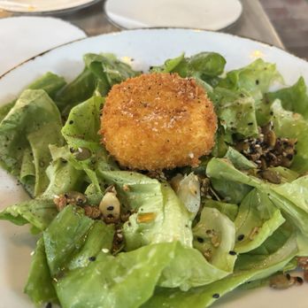 Corvina Seafood Grill - Warmed goat, cheese, bib, lettuce, salad - Seafood Near Me - Boca Raton, Florida