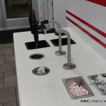 In-N-Out Burger - Fast Food Near Me - Glendora, California
