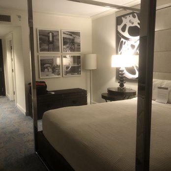 Hotel Amarano Burbank-Hollywood - Hotels Near Me - Burbank, California