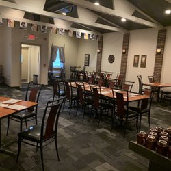 The Bunker Bar & Grill - Dining area
