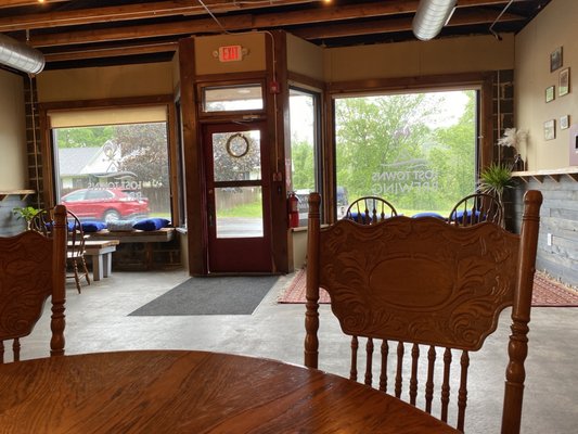 Lost Towns Brewing by null