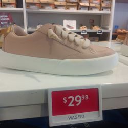 Sperry Outlet