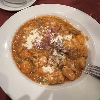 Baci Di Firenze - Gnocchi Al Prosciutto - Italian Near Me - Anaheim, California Baci Di Firenze - Gnocchi Al Prosciutto - Italian Near Me - Anaheim, California