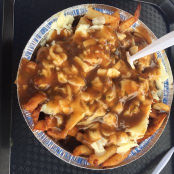 Cantine Bayeur - Grosse poutine! - Fast Food Near Me - Napierville, Quebec Cantine Bayeur - Grosse poutine! - Fast Food Near Me - Napierville, Quebec